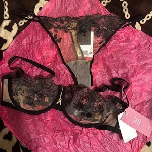 H&M Black and Pink Floral Lace Bra Set 36D bra XL Thong.